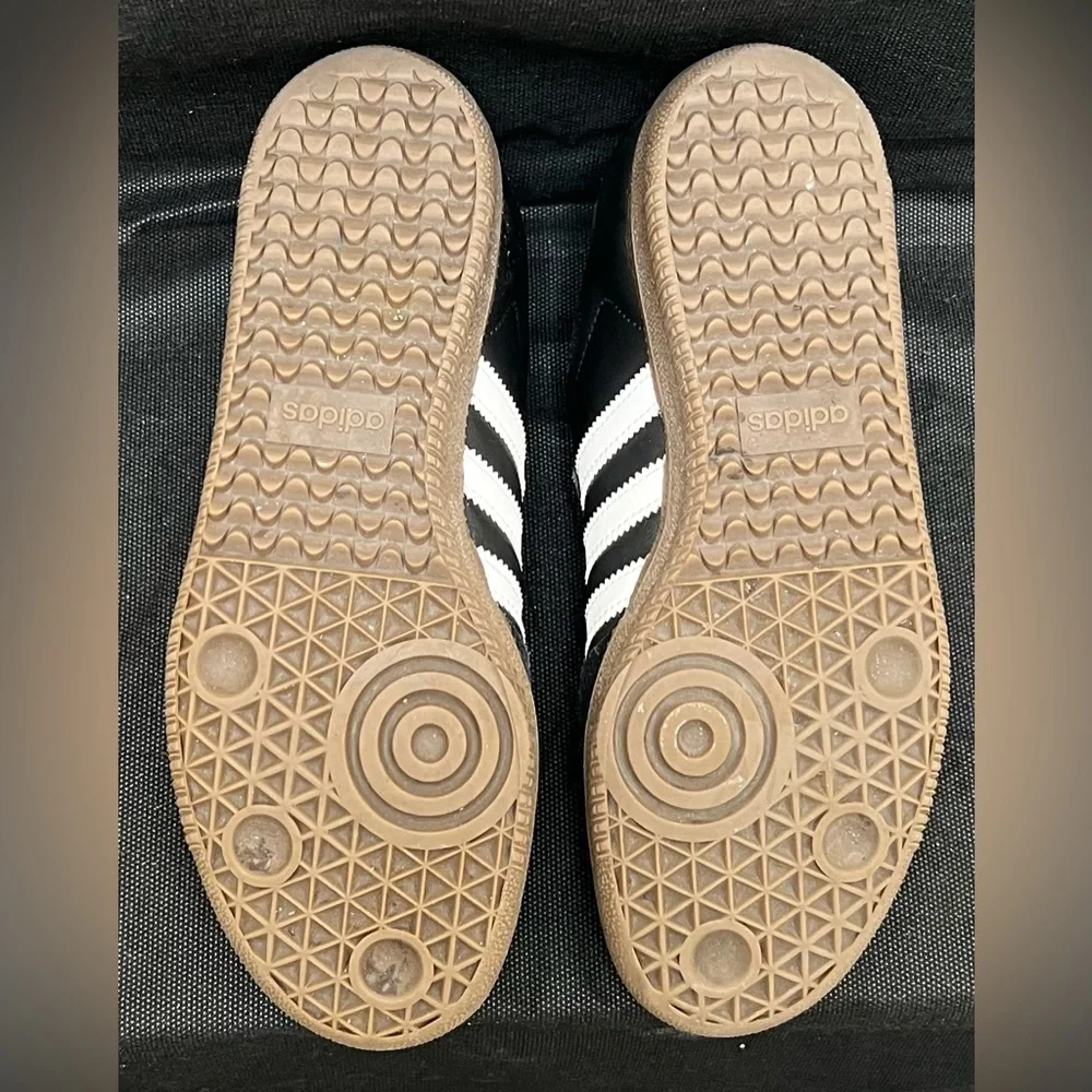 Adidas Samba black and white gum size 7